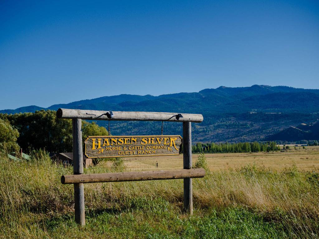 Hansen Guest Ranch Swan Valley Eksteriør bilde