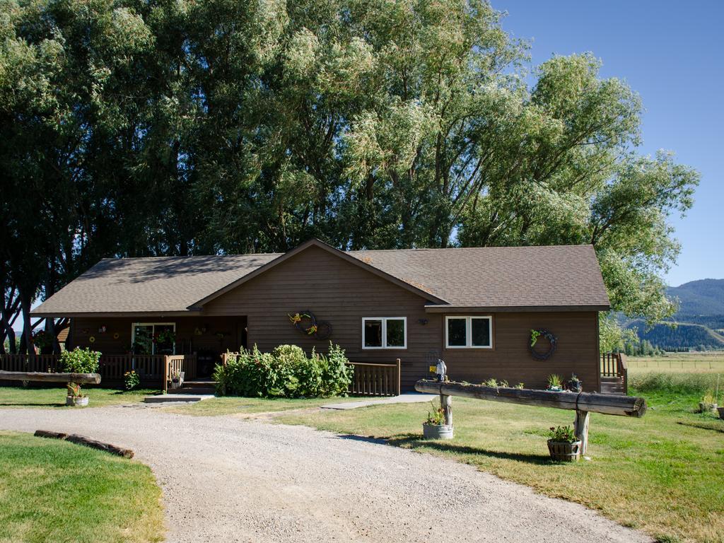 Hansen Guest Ranch Swan Valley Eksteriør bilde