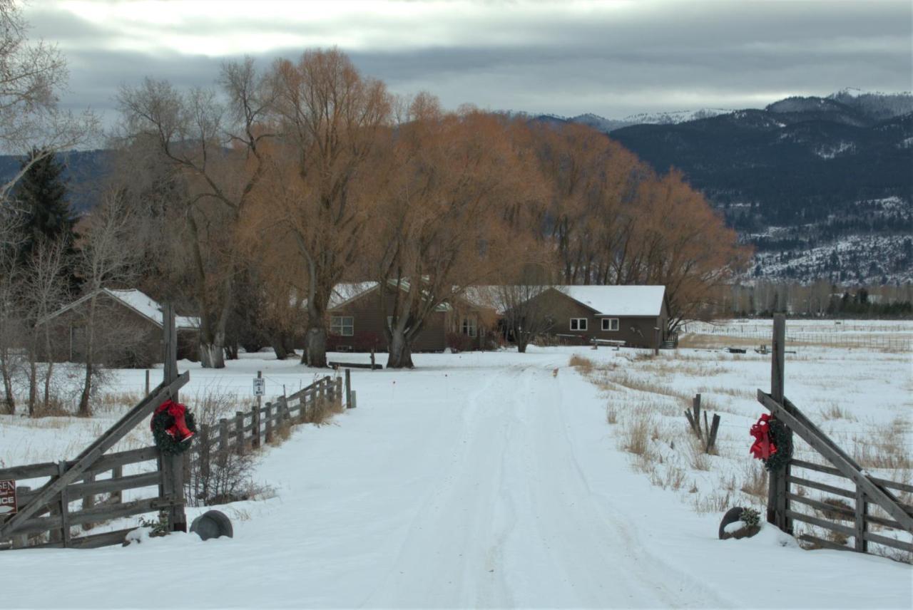 Hansen Guest Ranch Swan Valley Eksteriør bilde